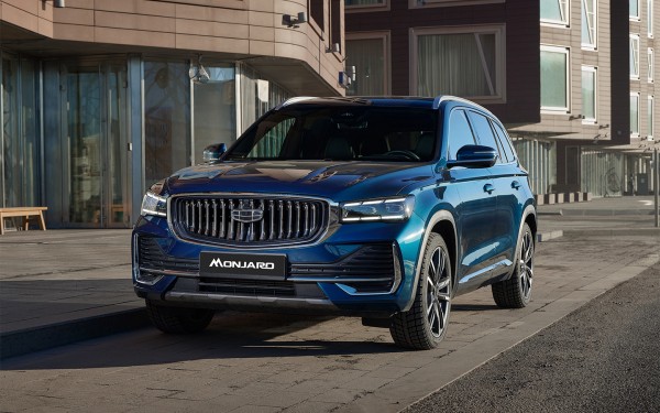 
            Названы автомобили, на которые россияне потратили больше всего денег
        