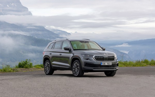 
            Эксперты назвали лучшие новые кроссоверы. Фото и цены
        